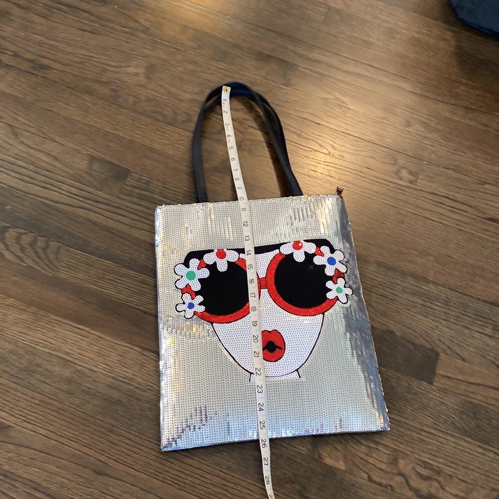 Sequin Pop Art Tote Sunglasses Black Faux Leather Vegan Silver EUC - Picture 2 of 6
